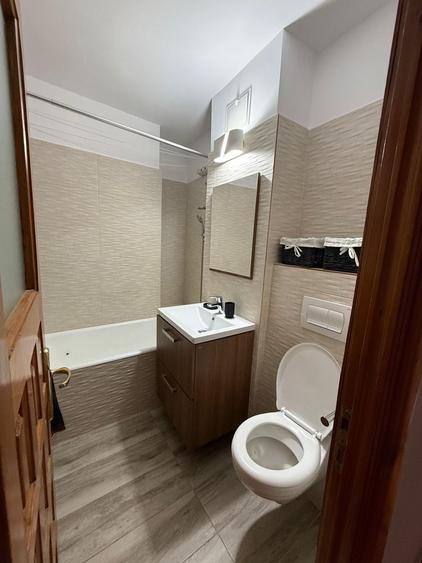 Casă cu 3 camere cu Teren 350 Mp în Radu Negru