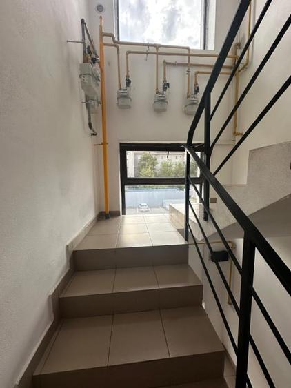 Apartament cu 2 camere semidecomandat, mobilat în Central