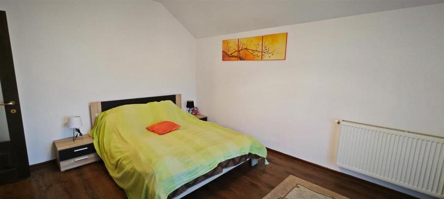 Apartament cu 5 camere decomandat în Lunca Cetățuii