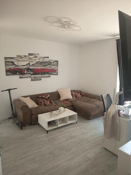 Apartament cu 2 camere decomandat în Giroc