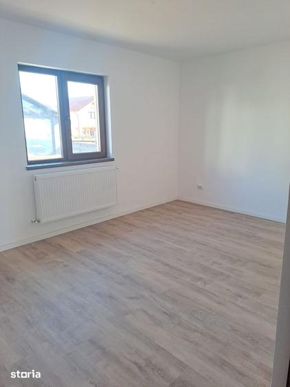 Casa cu 5 camere in Horpaz-Lunca Cetatuia, Iasi, Pret 135 000 euro - 1