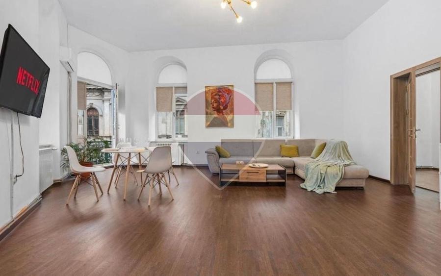Apartament cu 2 camere decomandat în P-ța Unirii