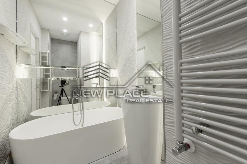 Apartament cu 4 camere decomandat, mobilat în Herăstrău