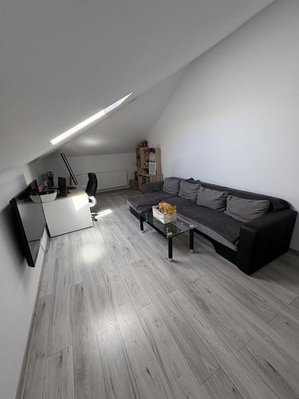 Apartament cu 3 camere în Dobrești
