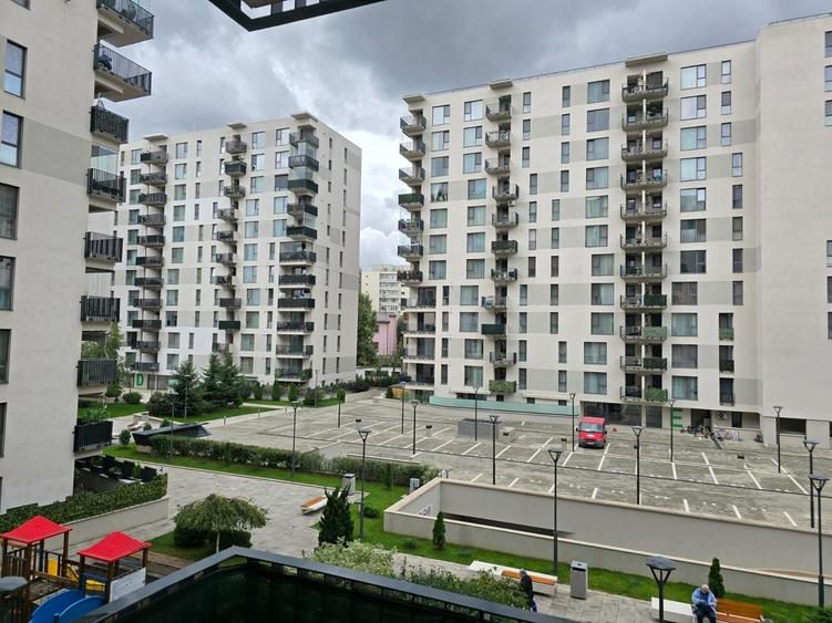 Apartament cu 2 camere semidecomandat în Chișinau