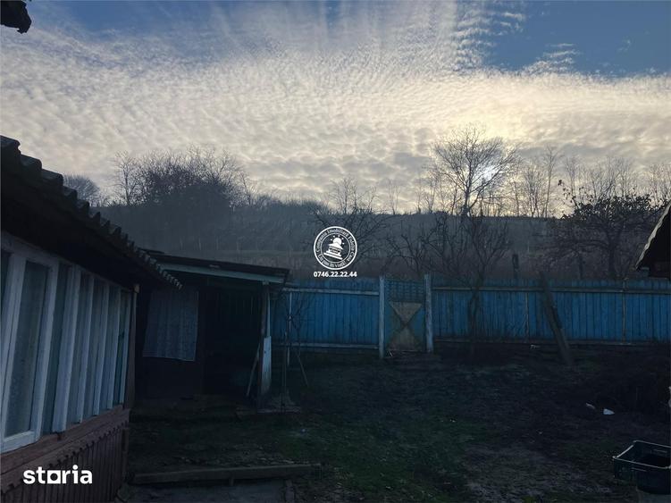 Teren de 1350 mp, în Valea Lupului
