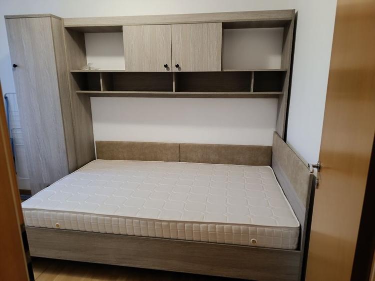 Apartament cu 3 camere decomandat în Gară