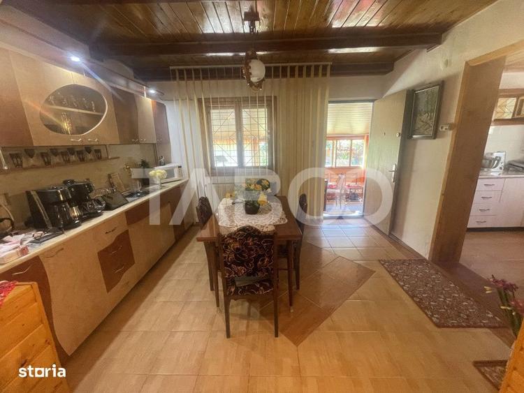 Casă cu 4 camere cu Teren 140 Mp în Central