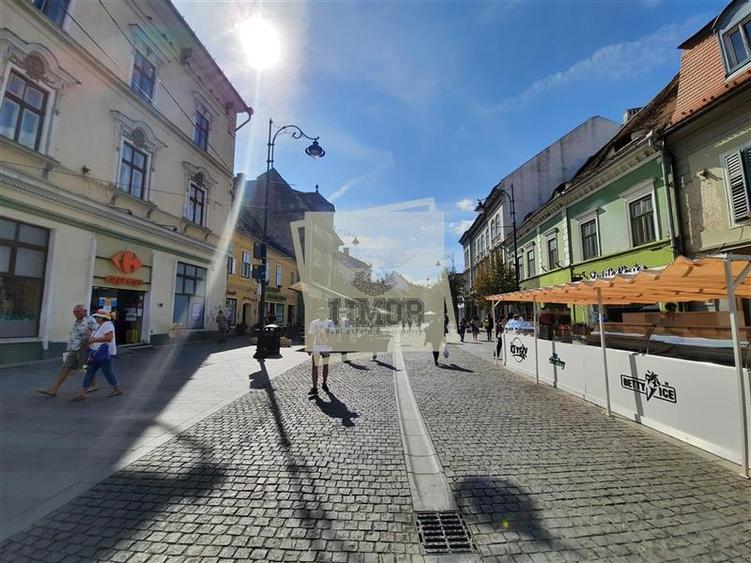 Spațiu comercial, de 114 mp, în Aeroport