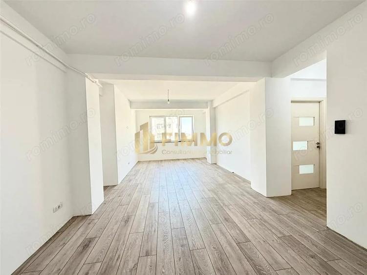 Apartament cu 3 camere decomandat în Poieni-Suceava