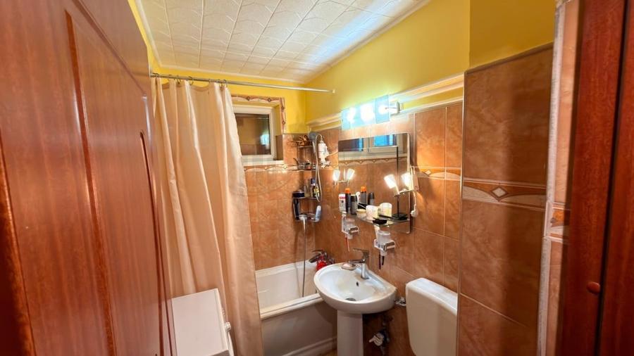 Apartament cu 3 camere decomandat, mobilat în Obor