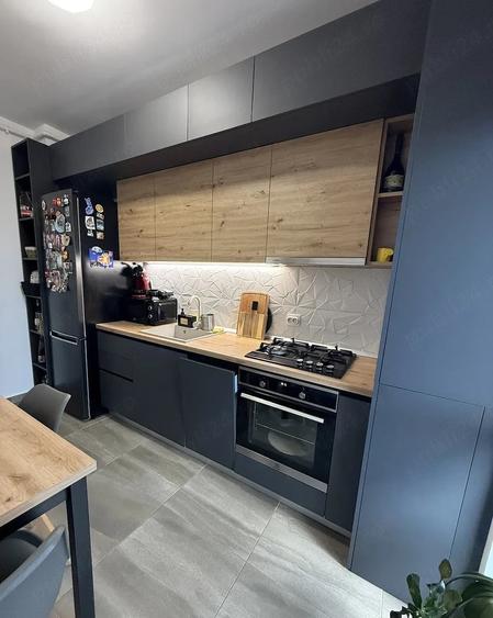 Apartament cu 2 camere decomandat în Metalurgiei