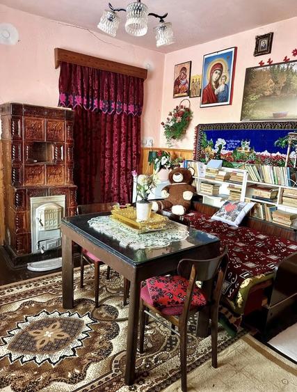Casă cu 5 camere cu Teren 1100 Mp în Hodac