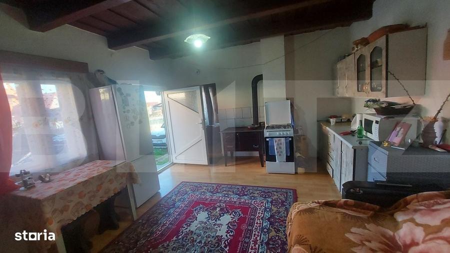 Casă cu 2 camere cu Teren 550 Mp în Joseni