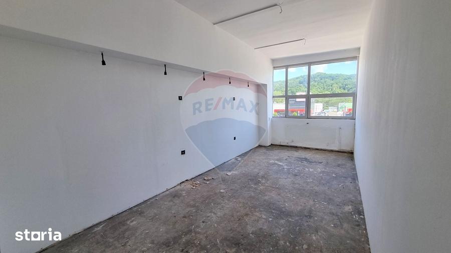 Spațiu comercial, de 370 mp, în Orașul Vechi