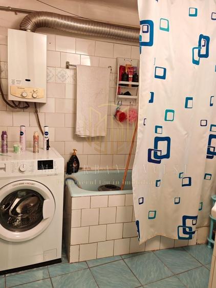 Casă cu 2 camere cu Canalizare în P-ța Muncii