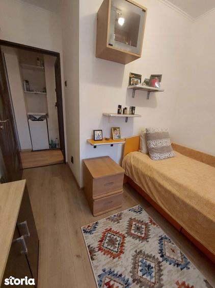 Apartament cu 3 camere decomandat în Decebal