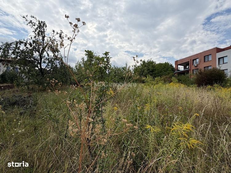 Ultimul teren disponibil dintr-un lot exclusivist de 7 parcele