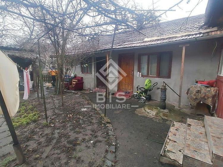 Casă individuală cu 4 camere cu Canalizare în Central
