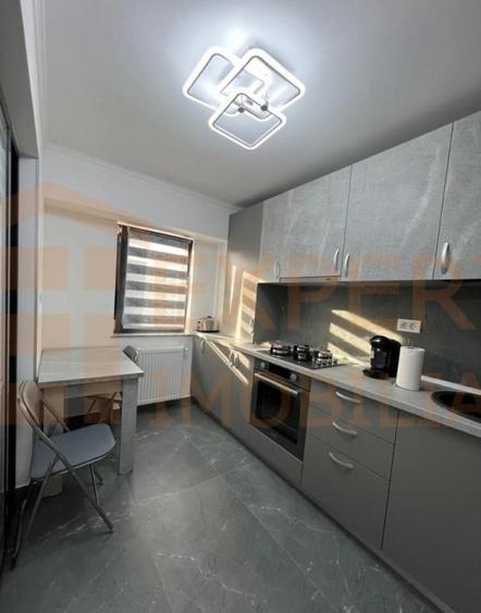 Apartament cu 2 camere decomandat, mobilat în Trocadero