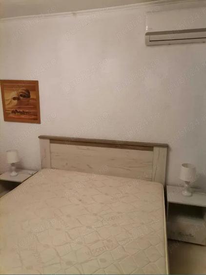 Garsonieră decomandată în Păcii