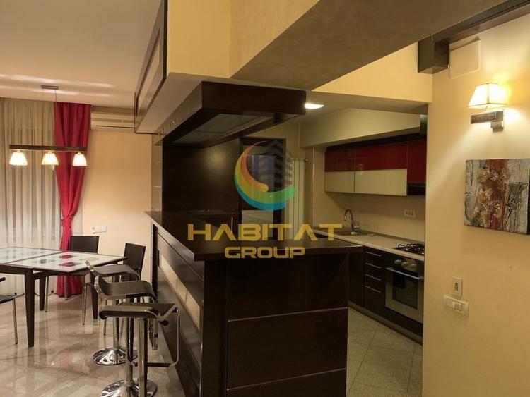Apartament cu 3 camere semidecomandat, mobilat în Berceni