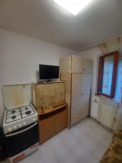 Garsonieră nedecomandată în Micro 14