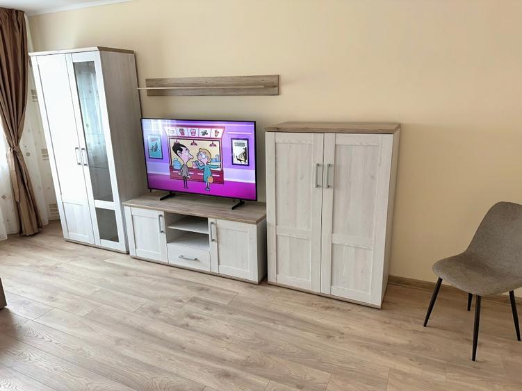 Apartament cu 2 camere decomandat, mobilat în Capitol