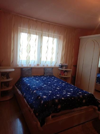 Casă cu 2 camere cu Teren 10 Mp în Ceica