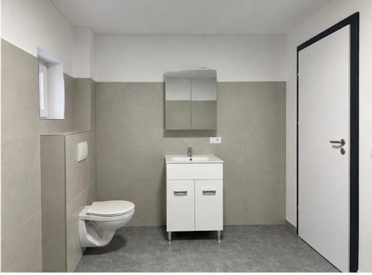 Casă individuală cu 4 camere cu Canalizare în Hălchiu