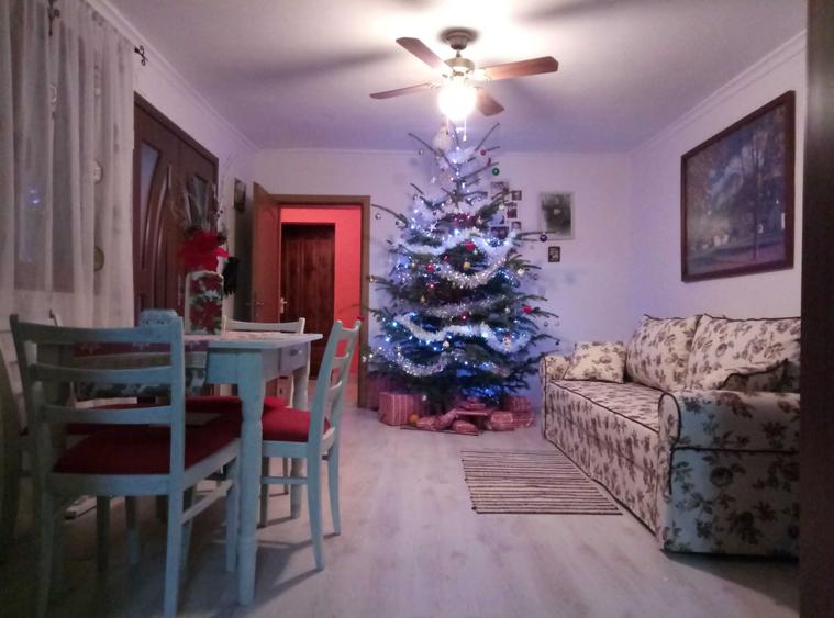 Casă cu 4 camere în Cărand