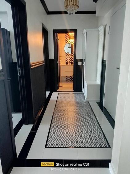 Apartament cu 2 camere decomandat în Sânmartin