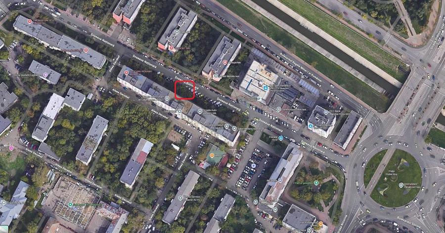 Apartament cu 3 camere decomandat, mobilat în Podu Roș