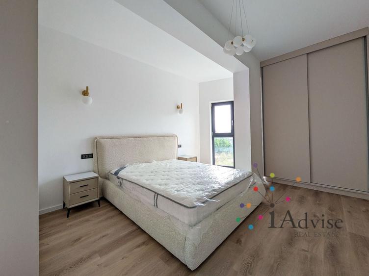 Apartament cu 2 camere decomandat, mobilat în Tractorul