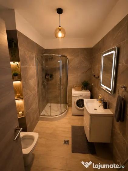 Mamaia Nord | 2 camere de inchiriat cu balcon | Etaj 3 | Apr - 6