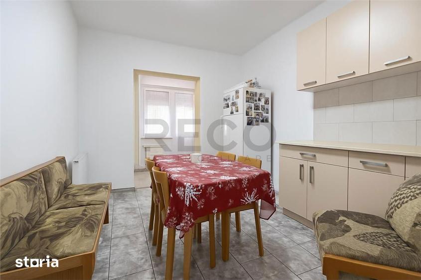 Apartament cu 2 camere decomandat în Cantemir
