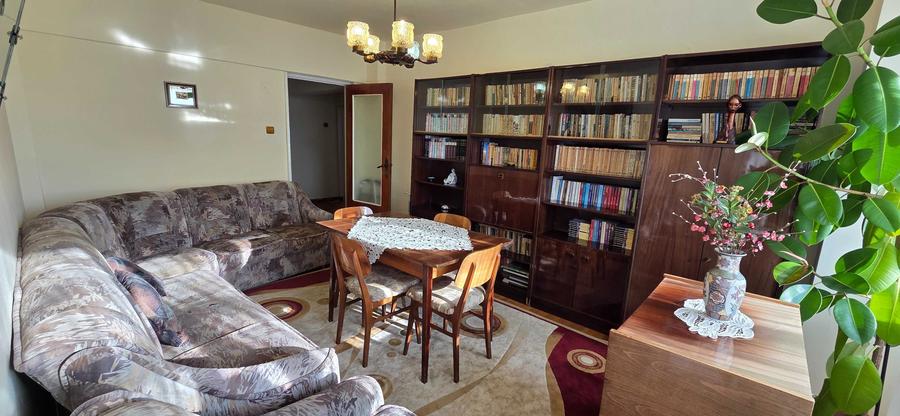 Apartament cu 4 camere decomandat în Ultracentral