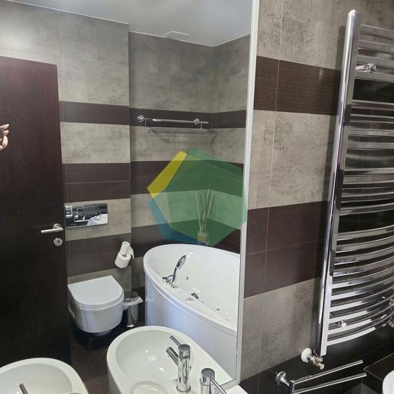 Apartament cu 3 camere, mobilat în Nord