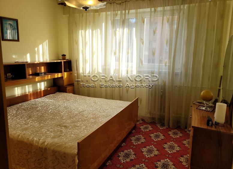 Apartament cu 3 camere decomandat în Casa de Cultură