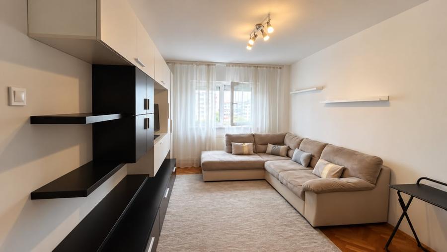 Apartament cu 3 camere decomandat, mobilat în Gării