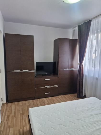 Apartament cu 2 camere semidecomandat în Drumul Taberei