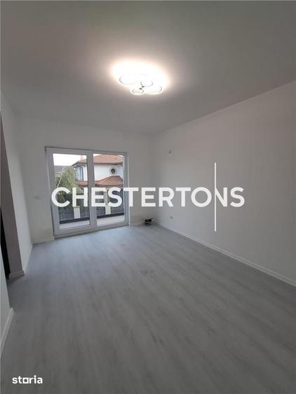 Casă cu 5 camere cu Teren 630 Mp în Corbeanca