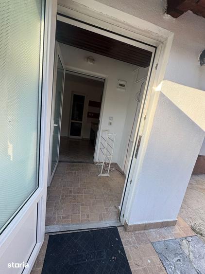 Casă cu 2 camere cu Teren 700 Mp în Central