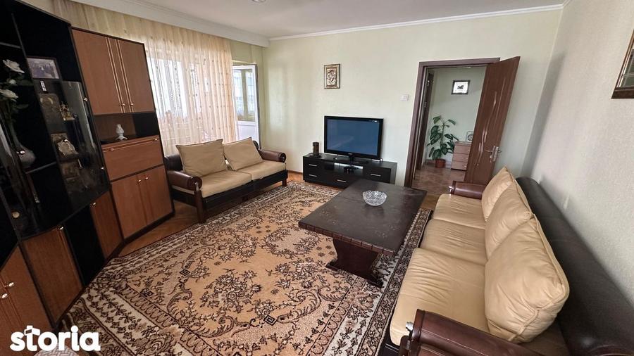 Apartament cu 2 camere decomandat, mobilat în City Park Mall
