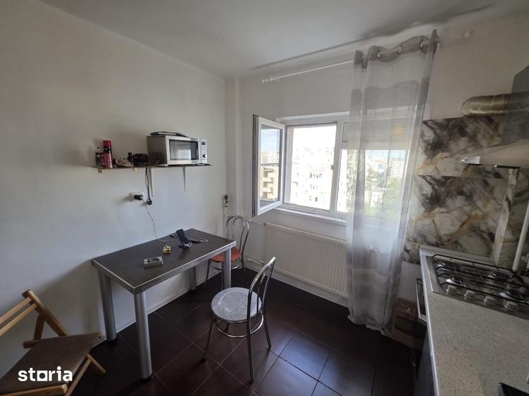 Apartament cu 3 camere decomandat în Militari