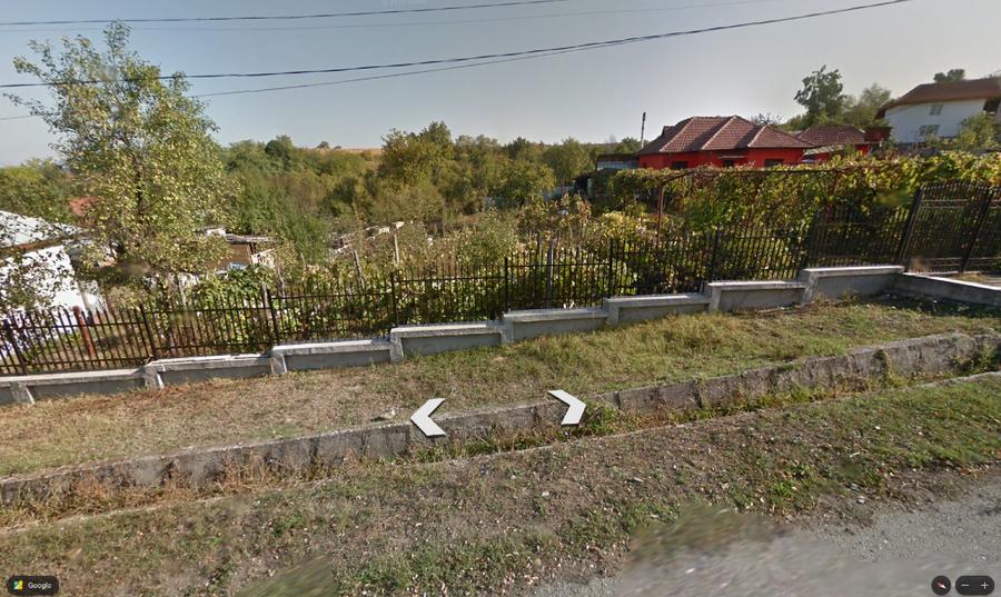 Casă individuală cu 4 camere cu Teren 1594 Mp în Steic