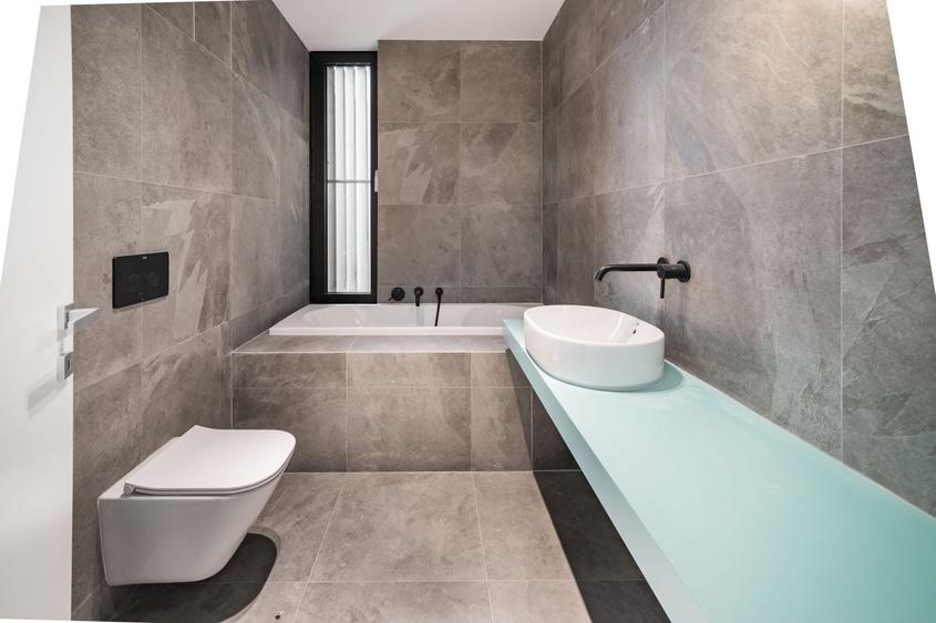 Duplex cu 4 camere cu Canalizare în Tunari