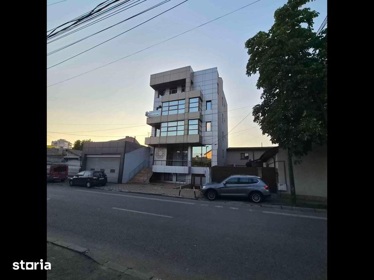 Spațiu comercial, de 55 mp, în Stadion