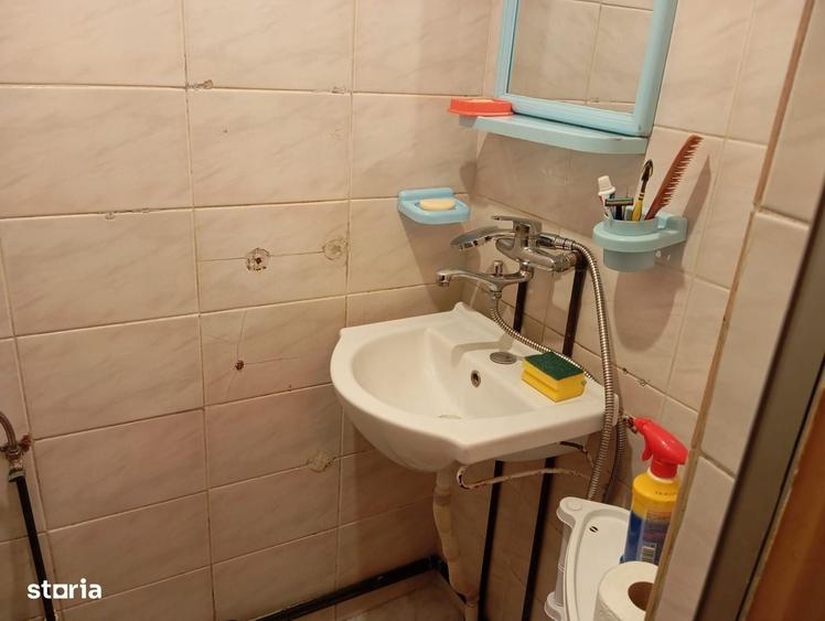 Apartament cu 2 camere semidecomandat în 9 Mai