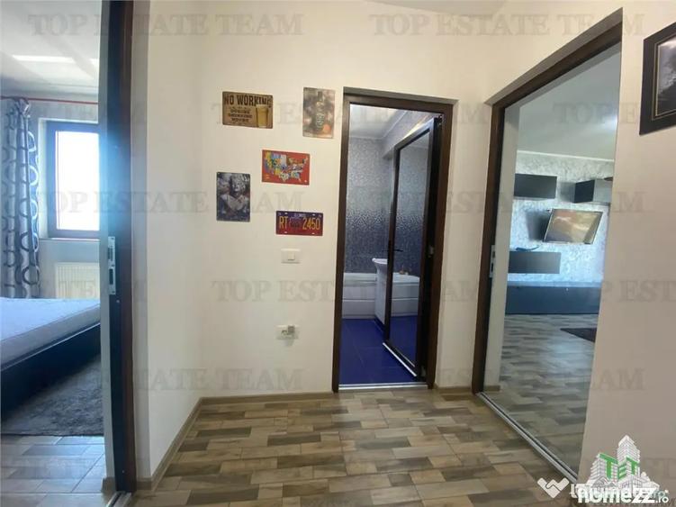Apartament cu 2 camere decomandat, mobilat în Central
